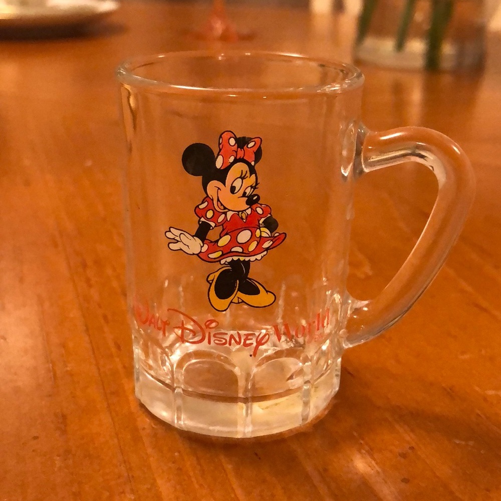Vintage Minnie Mouse glass
